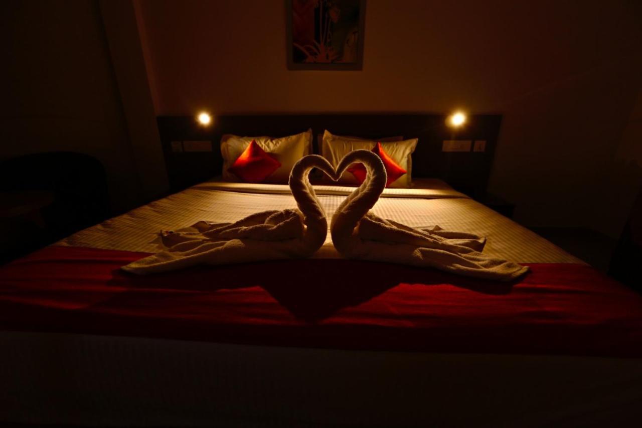 Hotel Nithya กัตตะยัม ภายนอก รูปภาพ